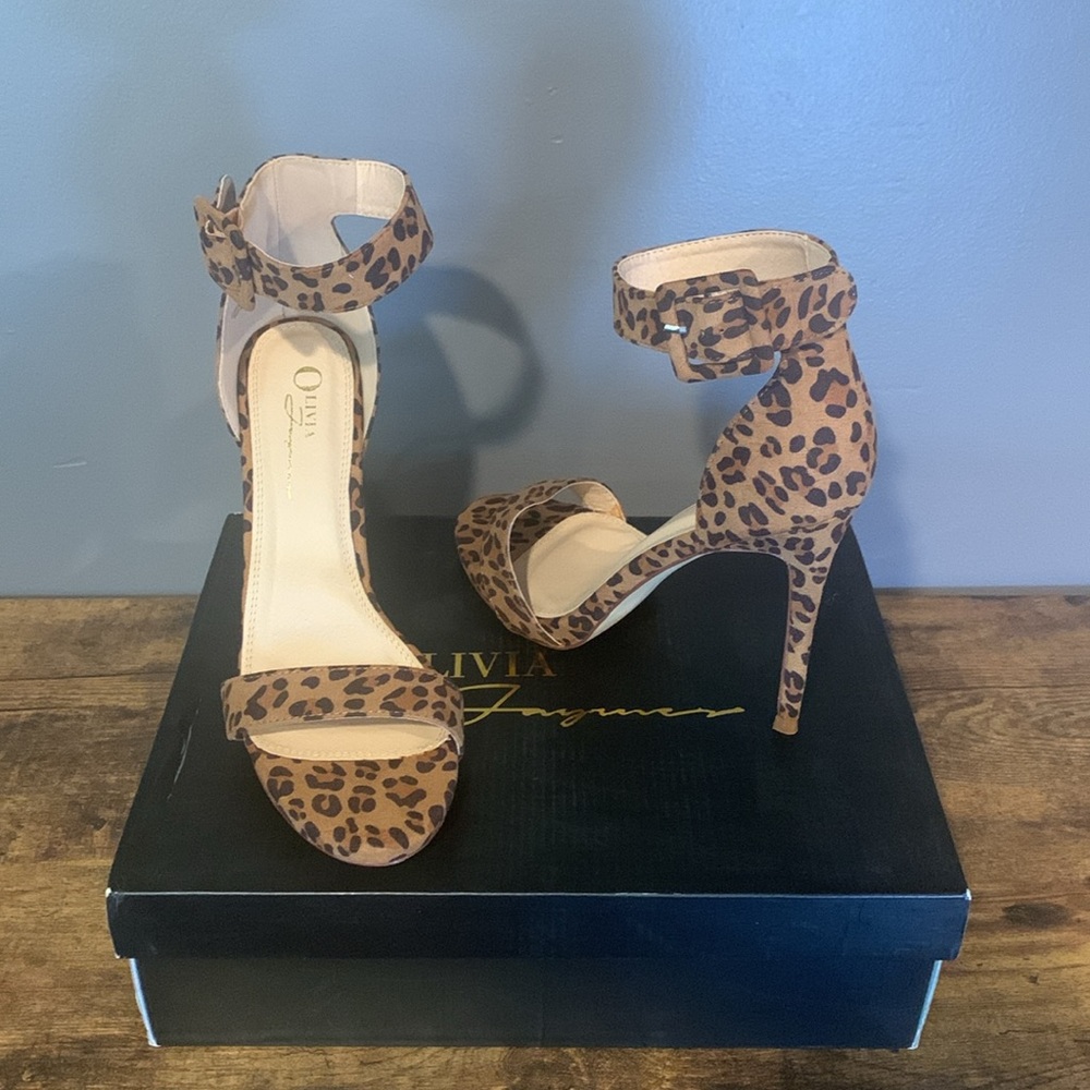 Olivia Jaymes “Kobe” Leopard Suede Heels, Size 9